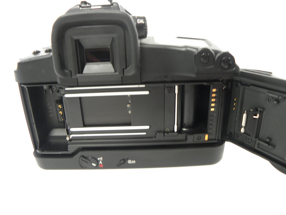 Canon EOS 3 35mm SLR Camera Body Only
