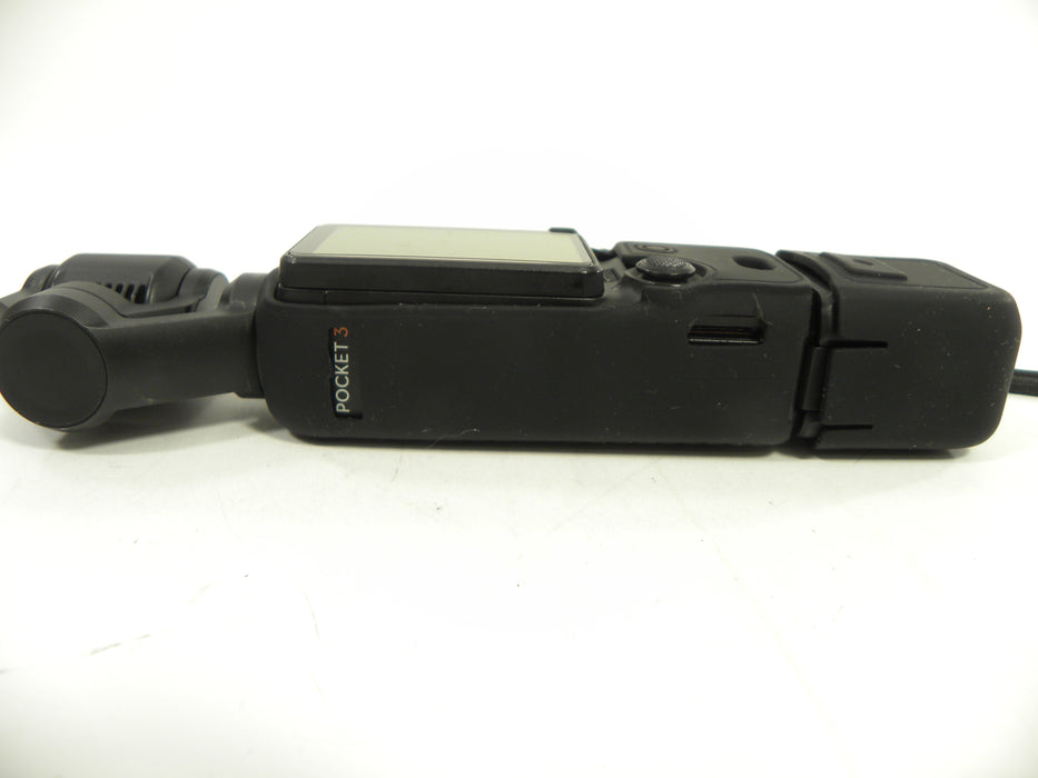 DJI OSMO Pocket 3 w/Mic2 Light and Case