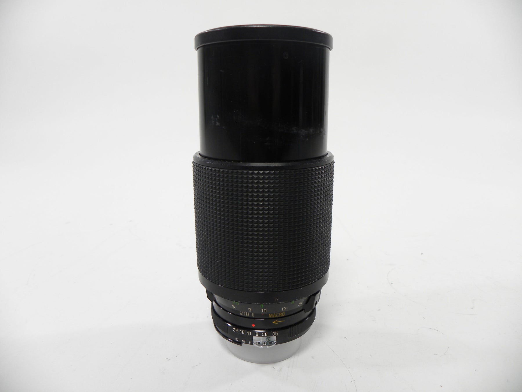 Vivitar Series 1 Macro Focusing Auto Zoom 70-210mm f3.5 Nikon F Mount