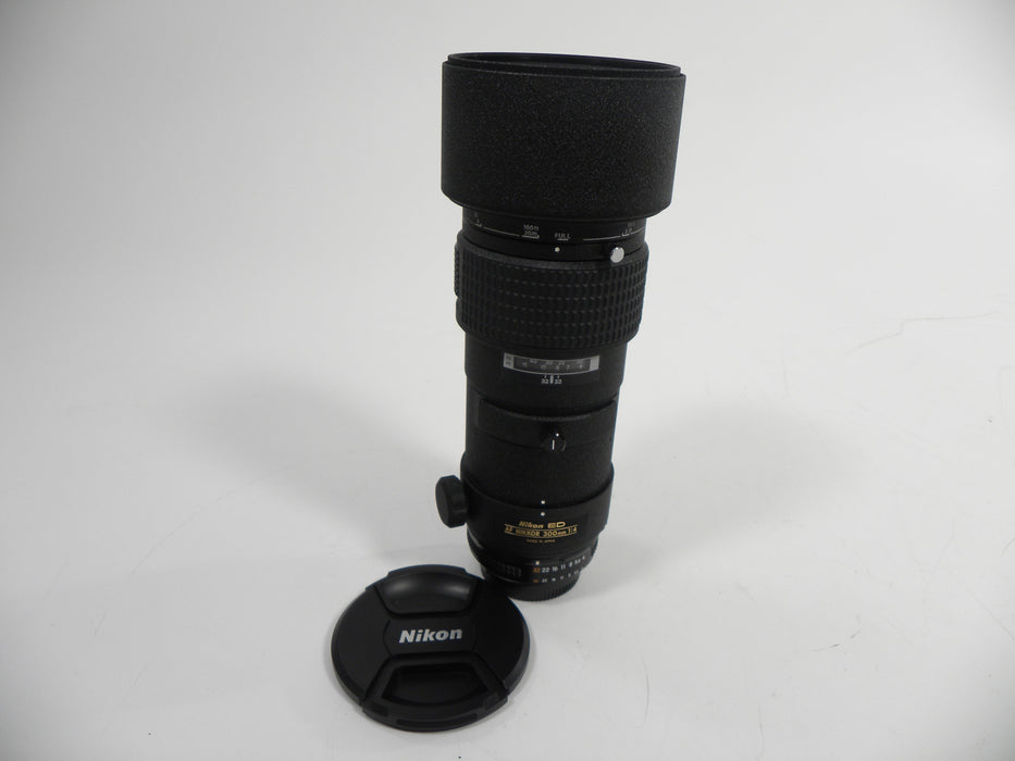 Nikon AF Nikkor ED 300mm f/4 F Mount