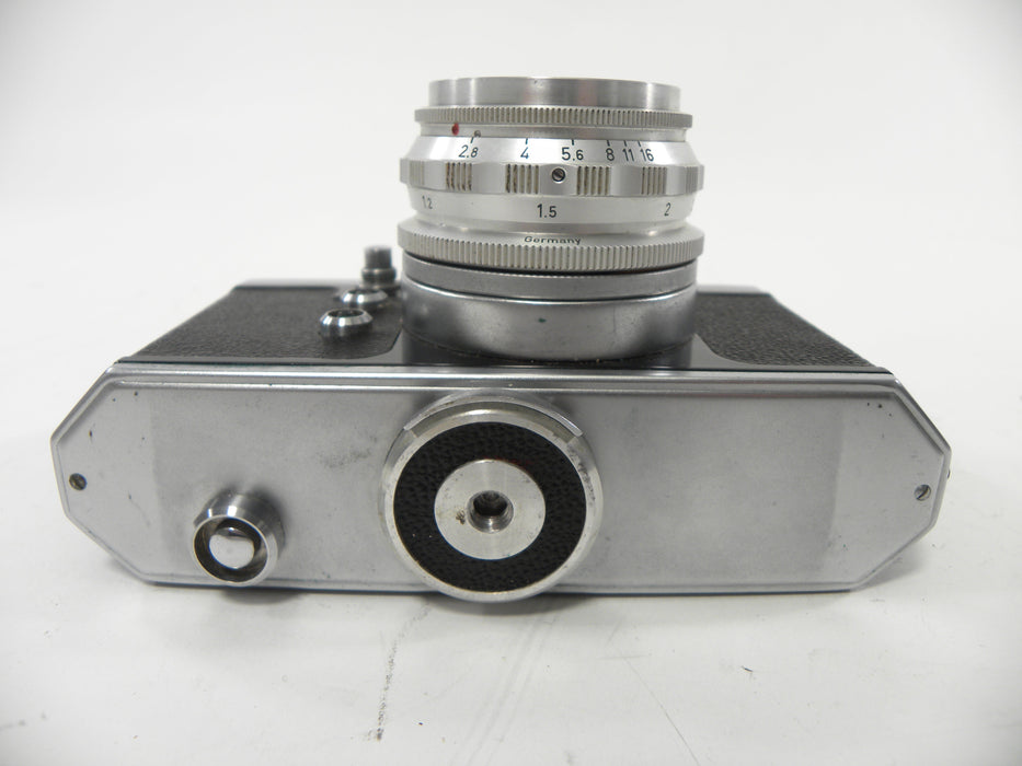Edixa Reflex 35mm camera with a Cassar S 50mm f2.8 Read