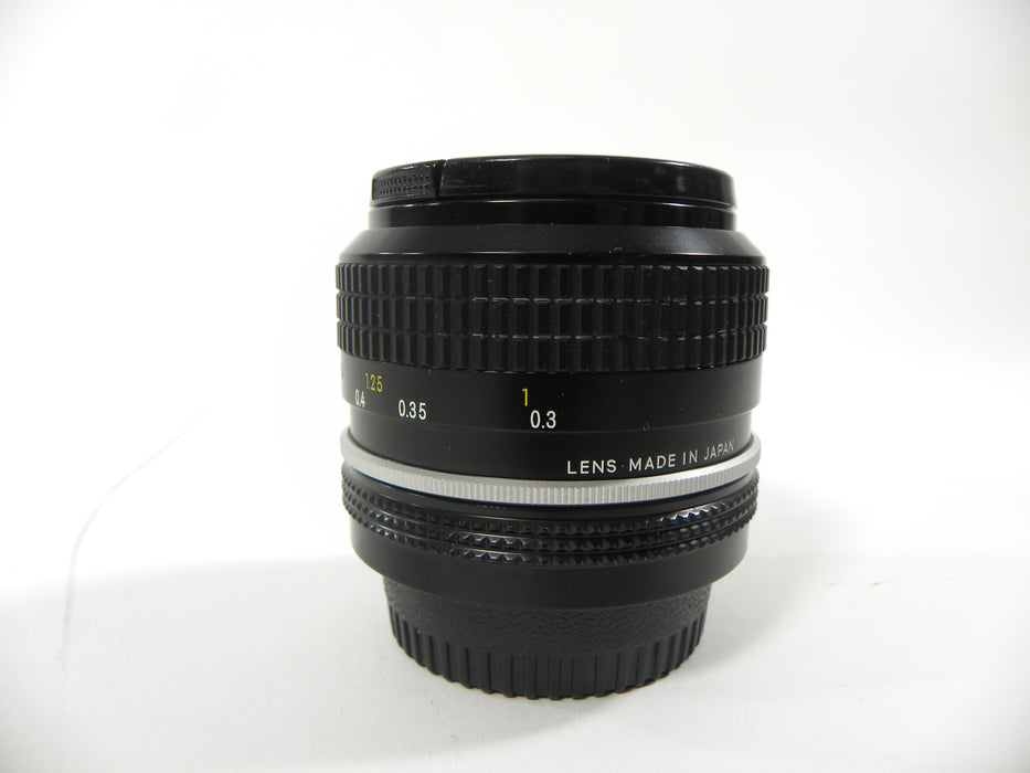 Nikon Nikkor 24mm f2.8