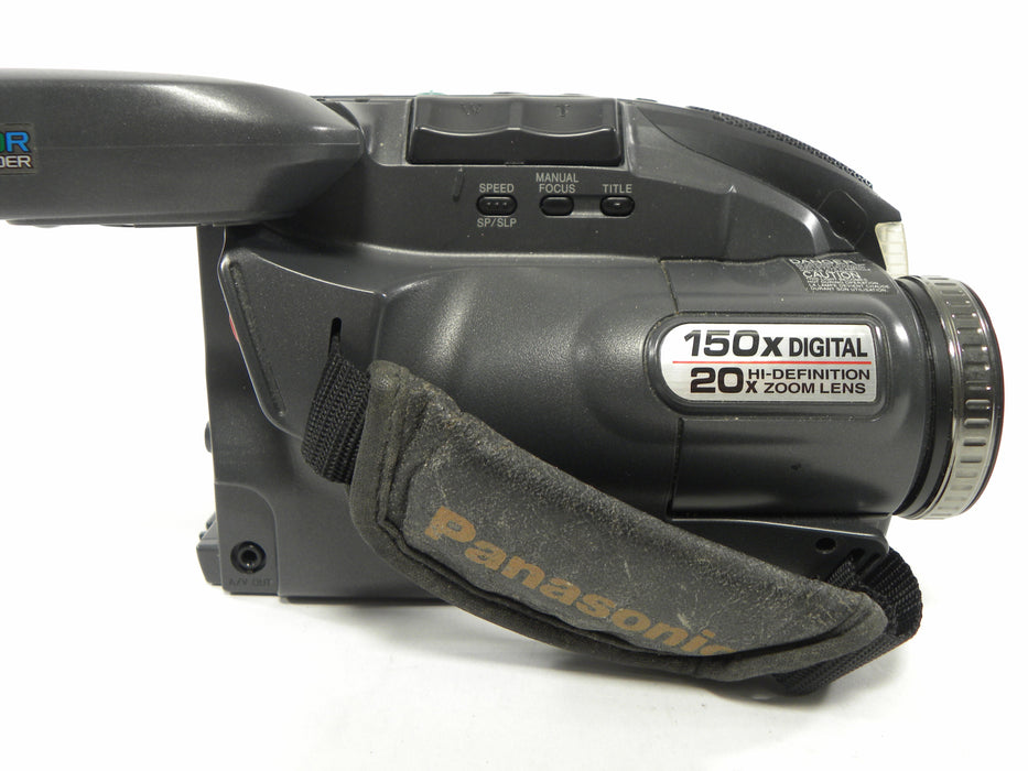Panasonic PV-L681D VHS-C Palmcorder Camcorder