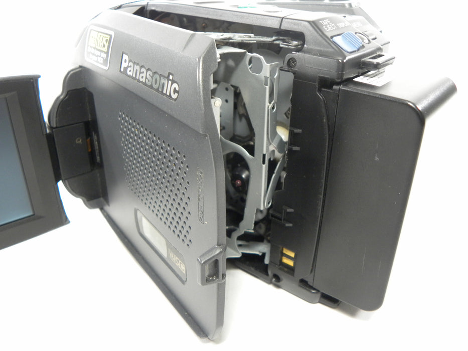 Panasonic PV-L681D VHS-C Palmcorder Camcorder
