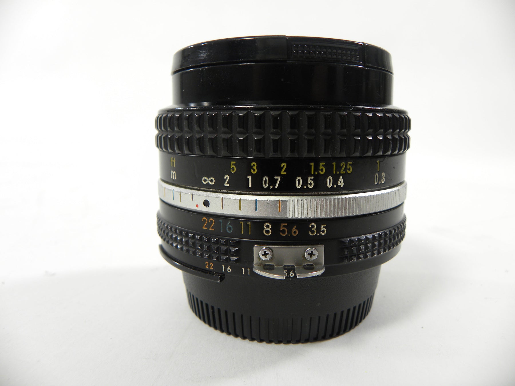 Nikon Nikkor 20mm f3.5 AIS F Mount