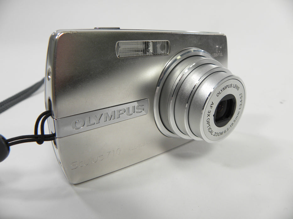 Olympus Stylus 710 7.1mp Digital Camera