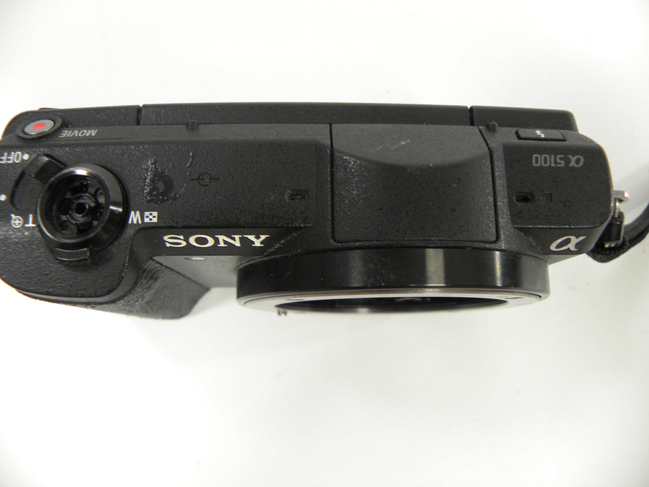 Sony a5100 24.3mp Digital Mirrorless camera AS IS NO Returns!!