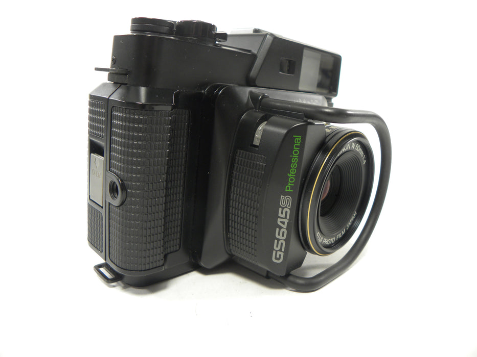 Fuji GS645S Professional Wide 60 6x4.5 Camera