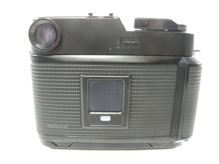Fuji GS645S Professional Wide 60 6x4.5 Camera