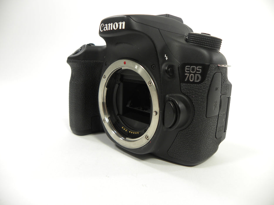 Canon 70D 20mp Digital SLR Body Only Shutter ct. 54,471