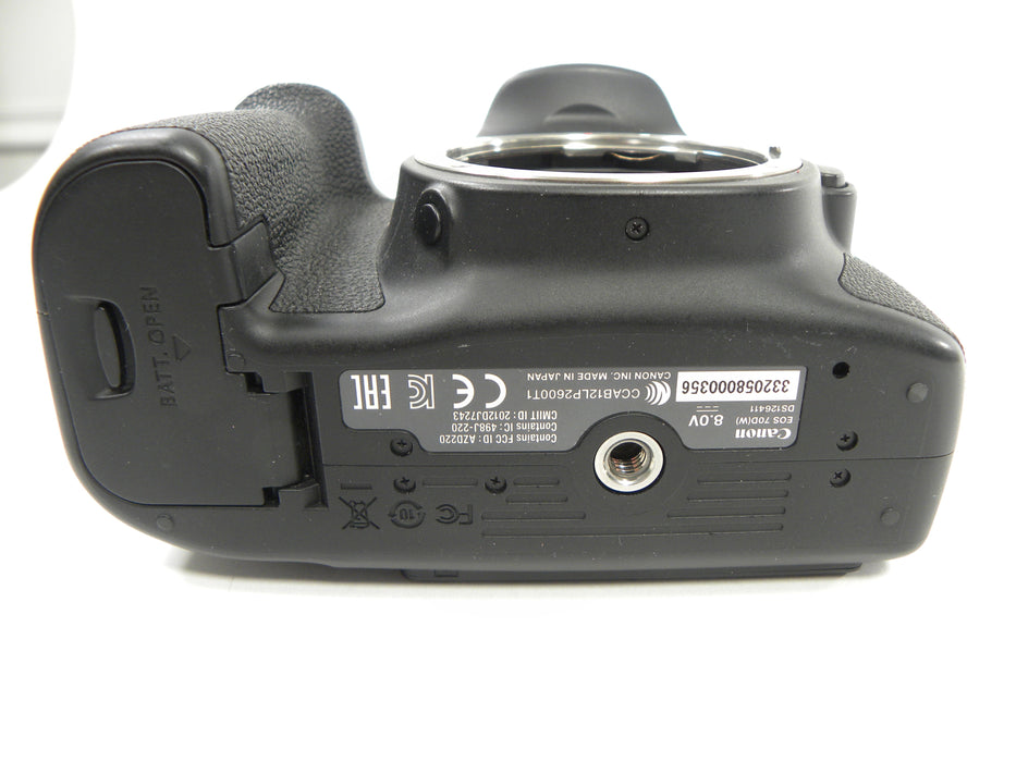 Canon 70D 20mp Digital SLR Body Only Shutter ct. 54,471