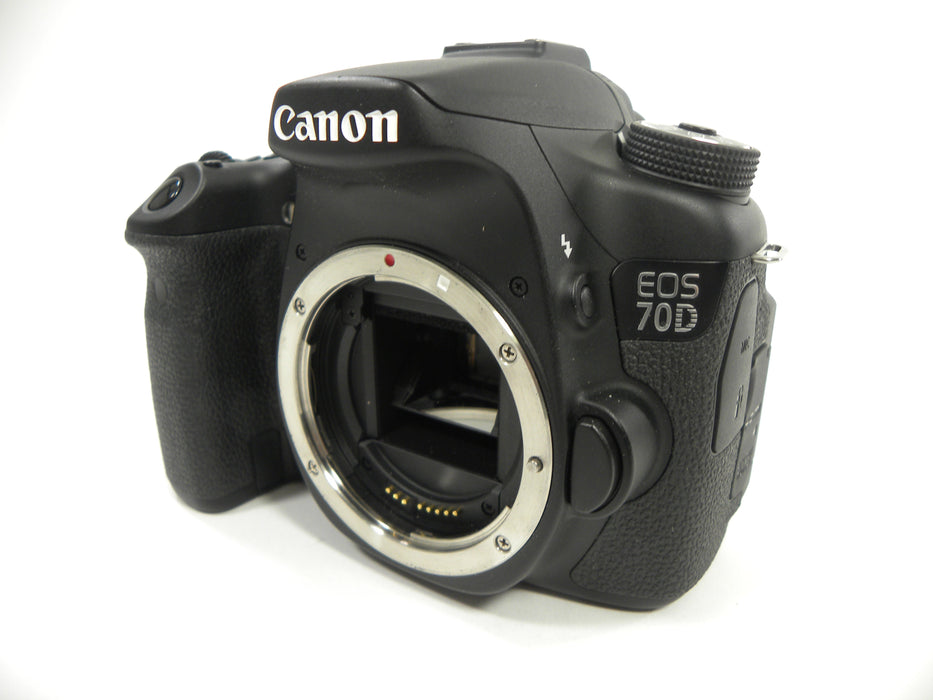 Canon EOS 70D 20mp Digital SLR Body Only Shutter Ct. 9,165