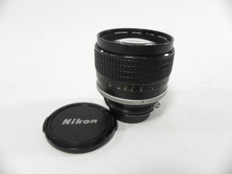 Nikon Nikkor 85mm f1.4 Ais F Mount