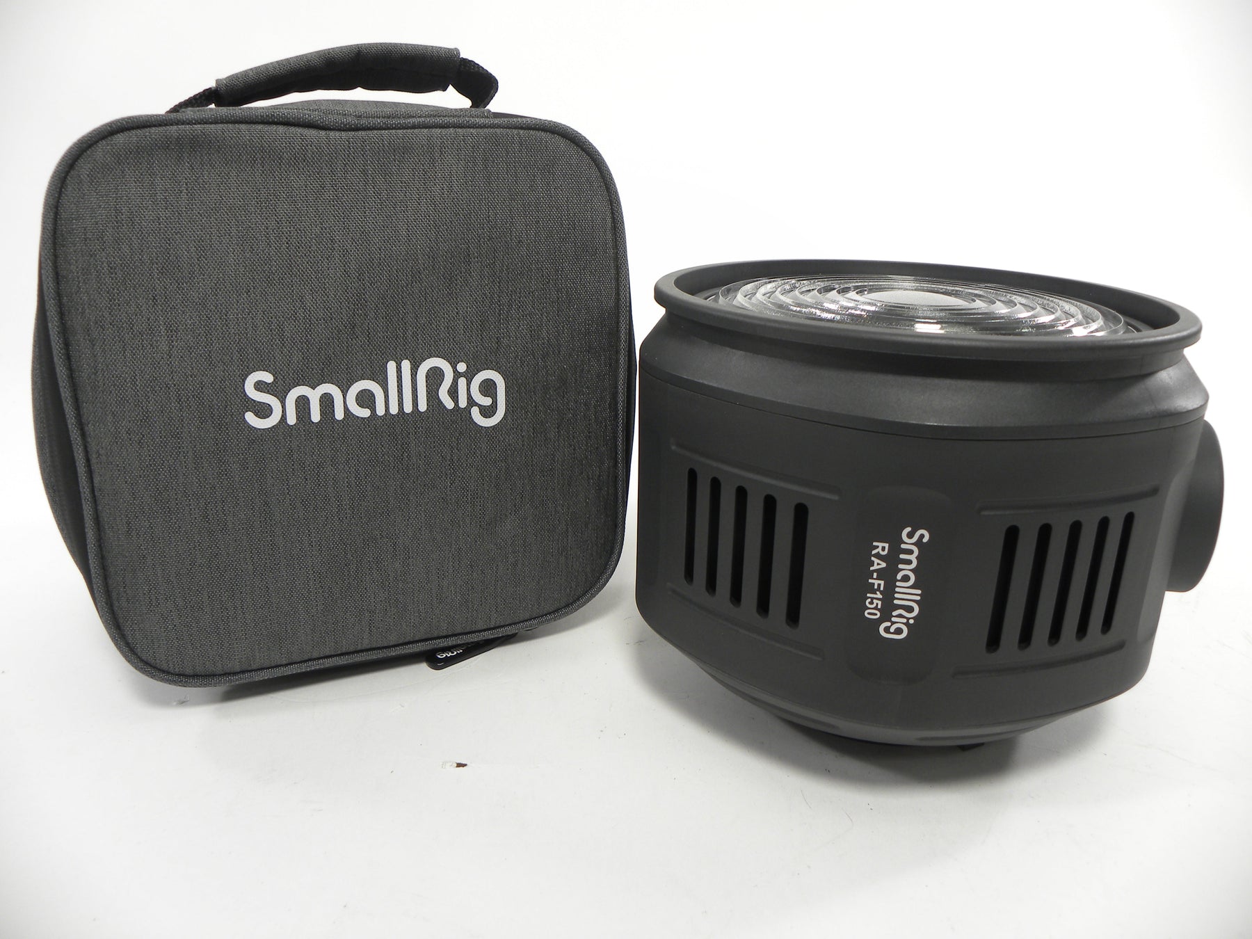 SmallRig RA-F150 Fresnel lens for Bowens Mount