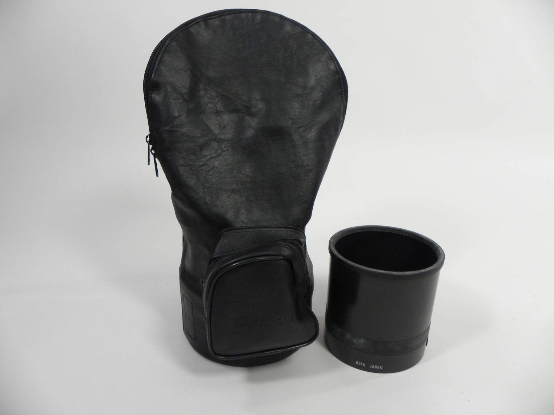 Tamron SP B3FH Lens Hood and Bag For Tamron 150-160 G2 lens