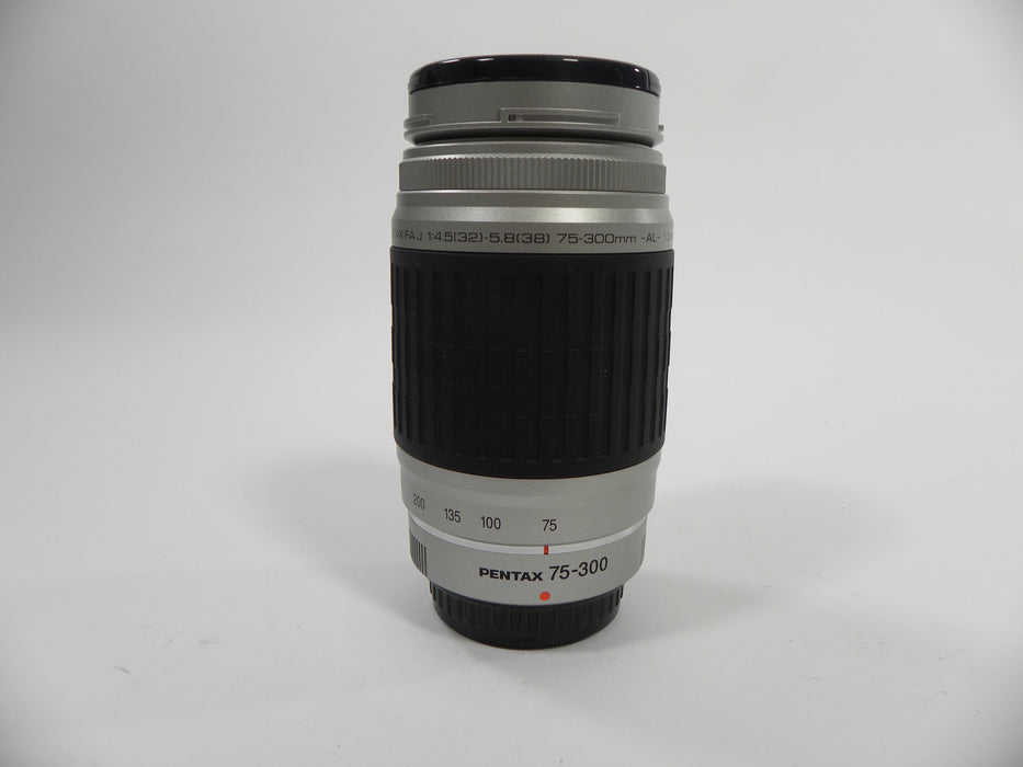 Pentax-FA J SMC 75-300mm f4.5-5.8 AL