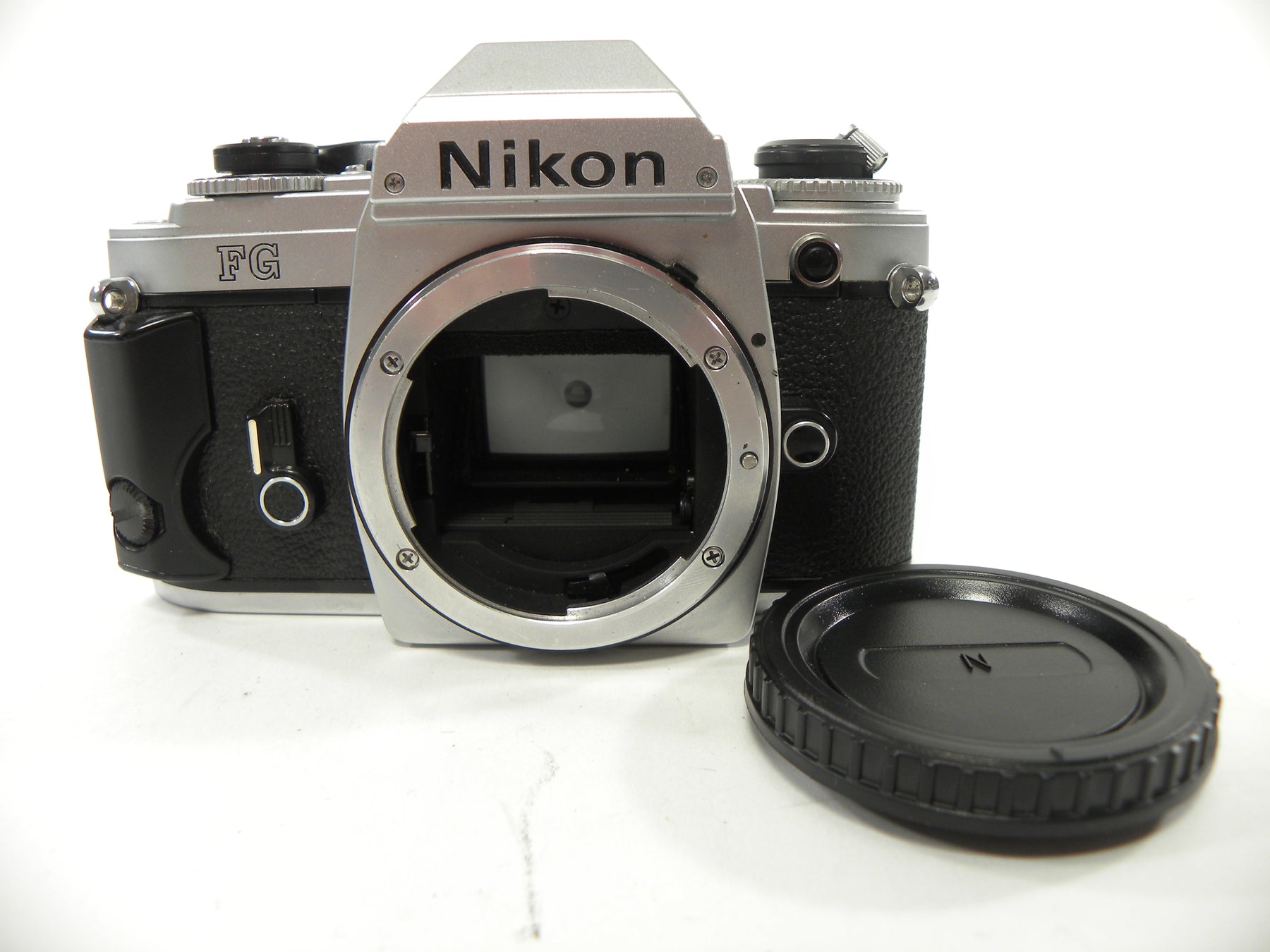 Nikon FG 35mm SLR camera body only