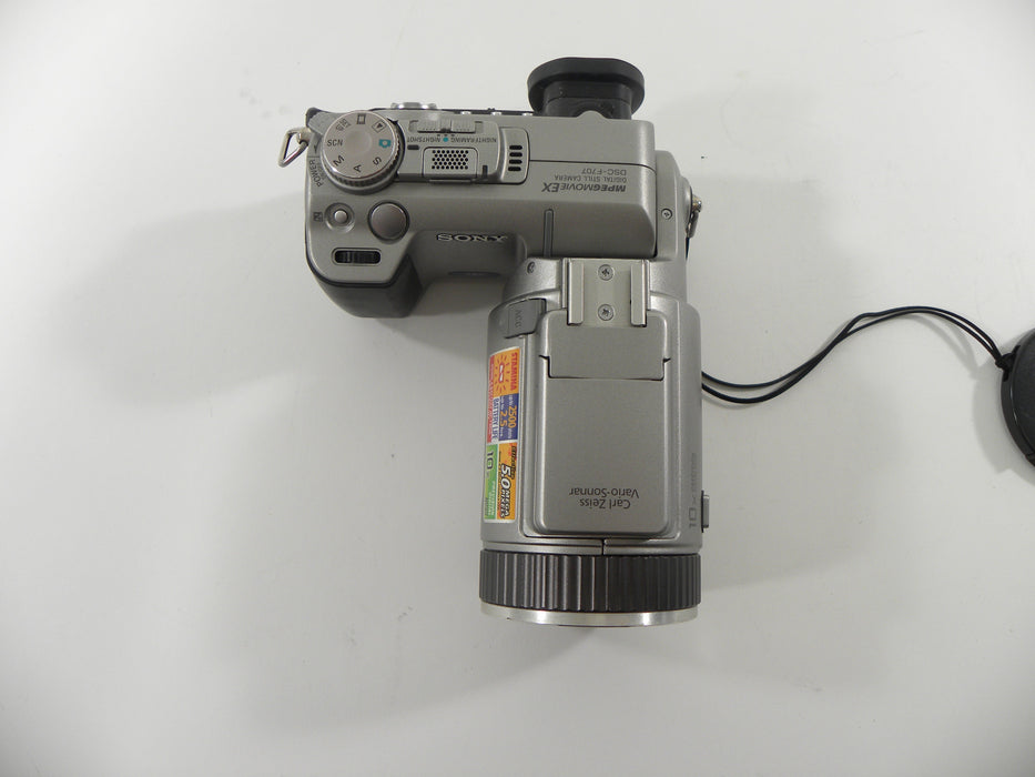 Sony DSC-F707 Digital Still Camera