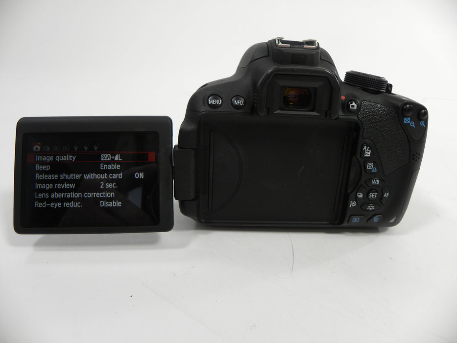 Canon EOS Rebel T5i 18.0mp Digital SLR w/EF-S 18-55 IS II Shutter Ct. 4,669