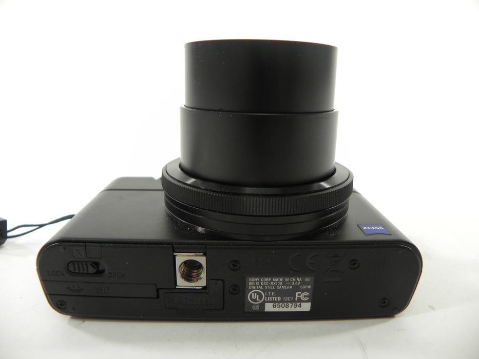 Sony DSC-RX 100 20.2mp Digital Camera