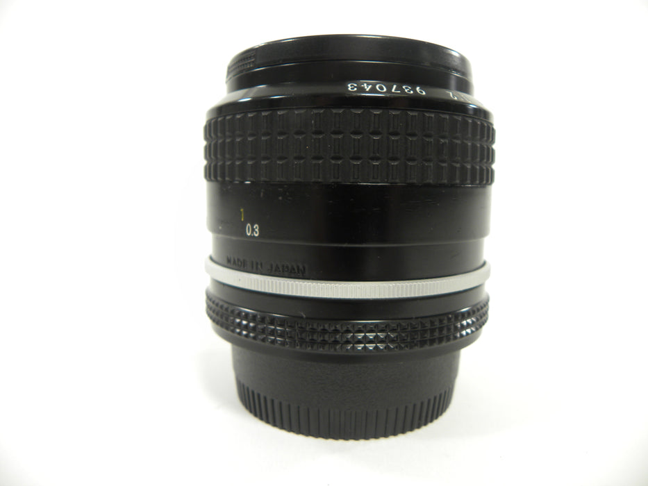 Nikon Nikkor 35mm f2 F Mount lens AS IS
