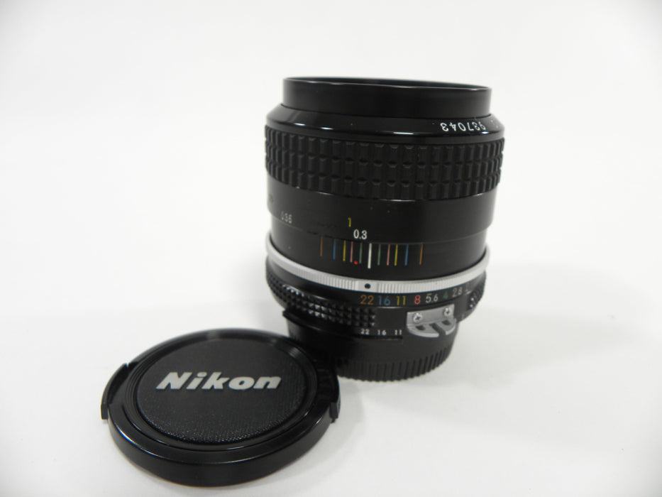 Nikon Nikkor 35mm f2 F Mount lens AS IS