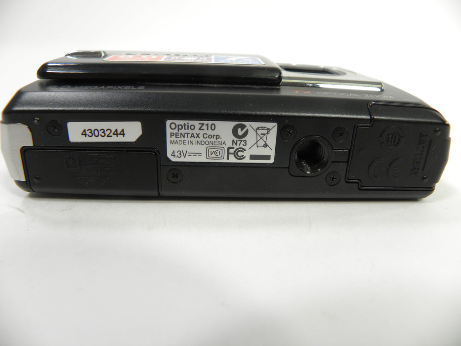 Pentax Optio Z10 8.0mp Digital Camera