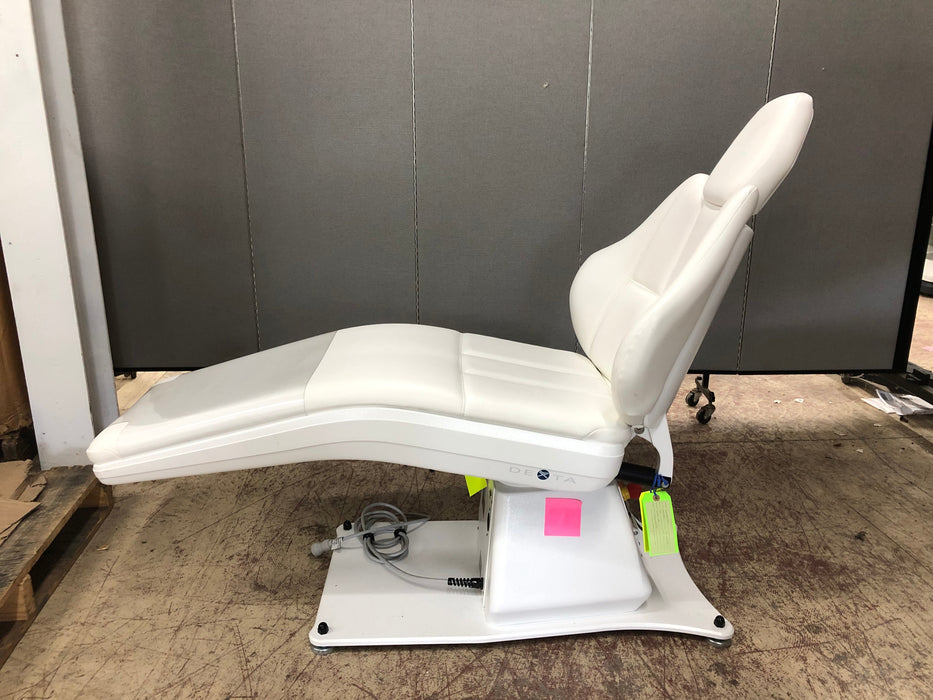 Dexta MK5CE/330E-10 Dental Exam Chair, White, Tested