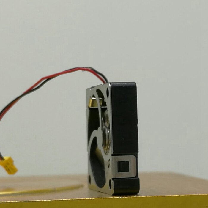 F16EA-03LLC 3.3V DC Axial Cooling Fan