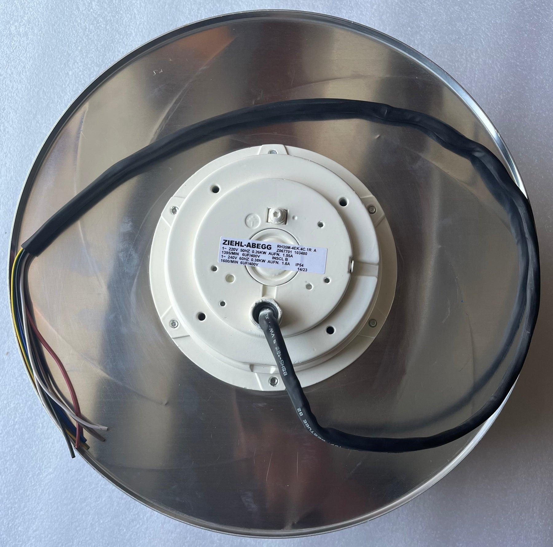 Brand new RH35M-4EK.4C.1R ZIEHL-ABEGG centrifugal fan  1-230V 50HZ