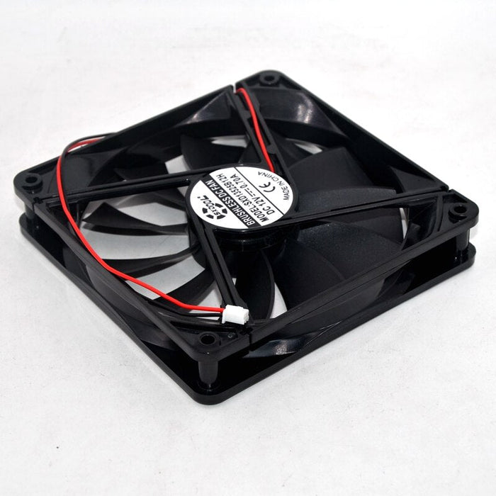13525 135x135x25mm 12V DC 0.70A Axial Cooling Fan