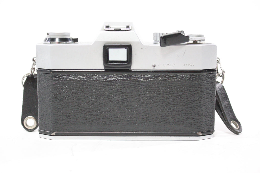 Yashica FX-2 35mm SLR with Tamron 35-135mm f/3.5-4.2 CF Tele Macro Lens