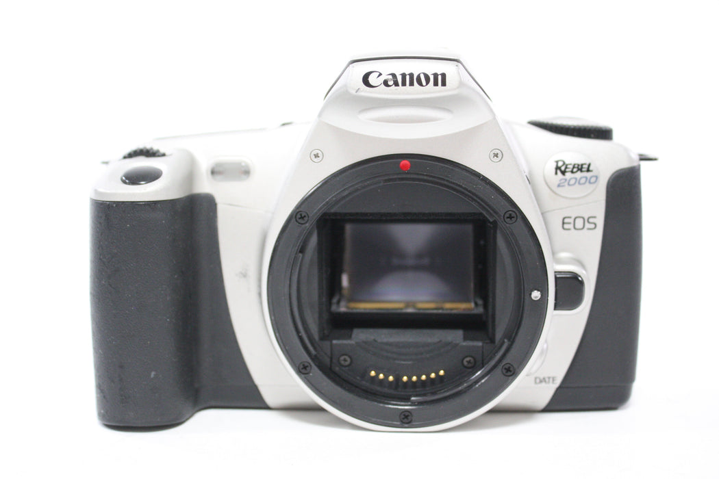 Canon Rebel 2000 Date 35mm SLR with 28-80mm f/3.5-5.6 V USM Lens