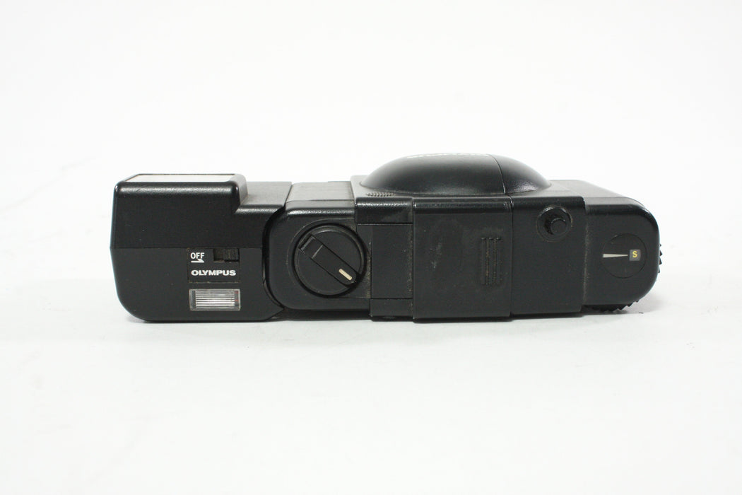 Olympus XA 1 35mm Camera with A9M Electronic Flash