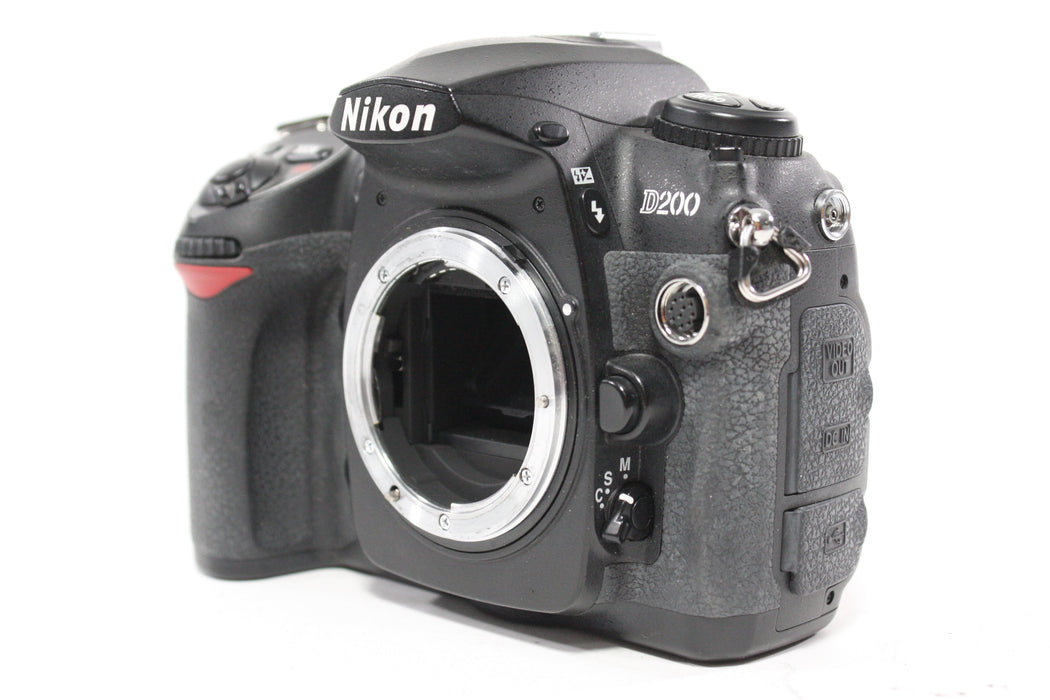 Nikon D200 DSLR Camera Body with Shutter Count 42,142