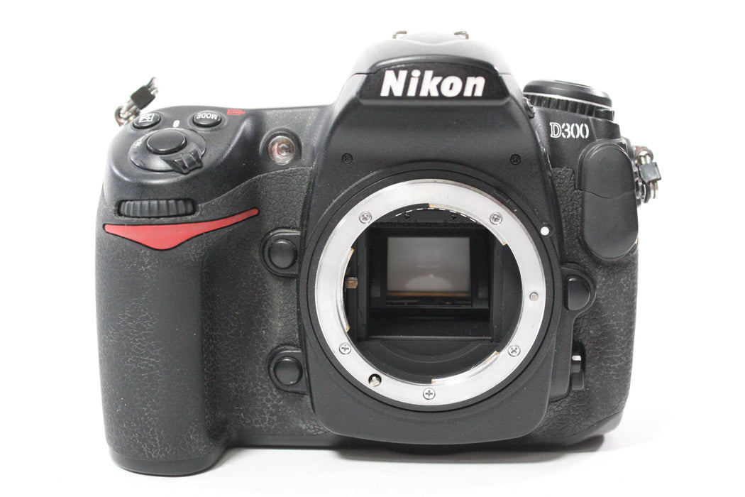 Nikon D300 DSLR Camera Body with Shutter Count 156,641