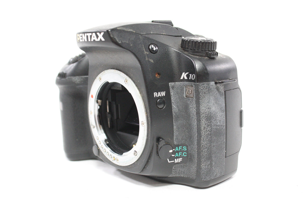 Pentax K10 D DSLR Camera with 18-55mm f/3.5-5.6 SMC Pentax-DA Lens with Shutter Count 6,783