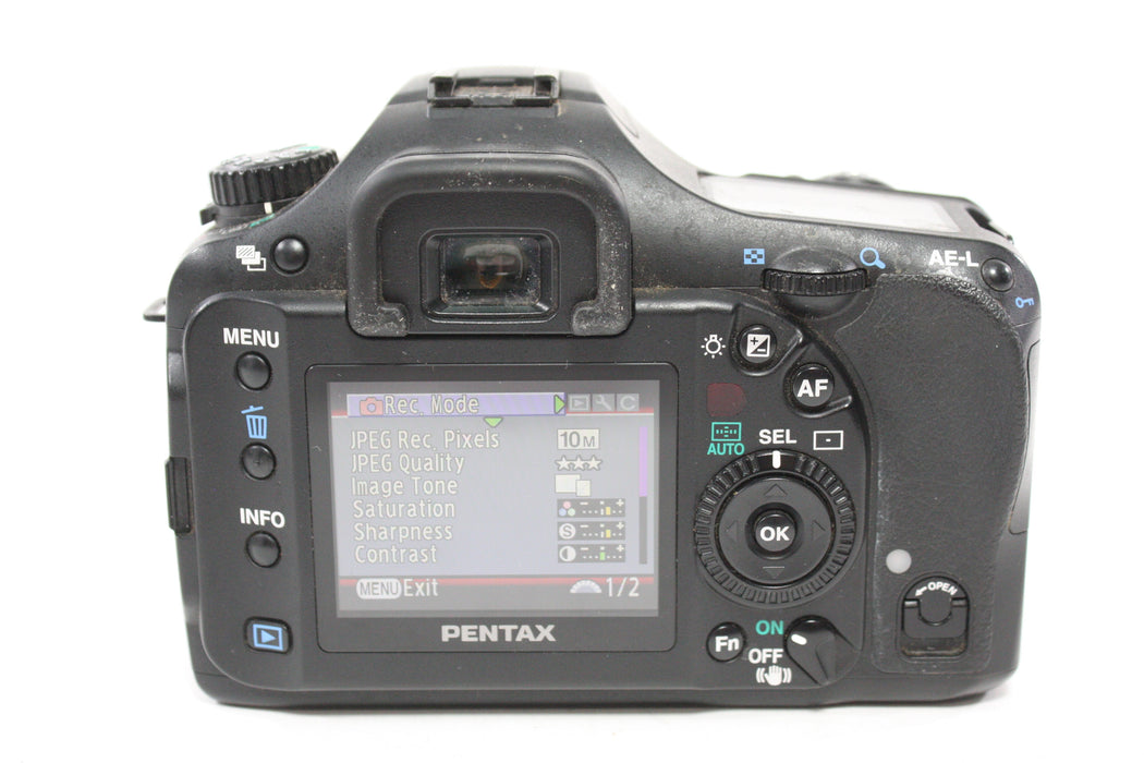 Pentax K10 D DSLR Camera with 18-55mm f/3.5-5.6 SMC Pentax-DA Lens with Shutter Count 6,783