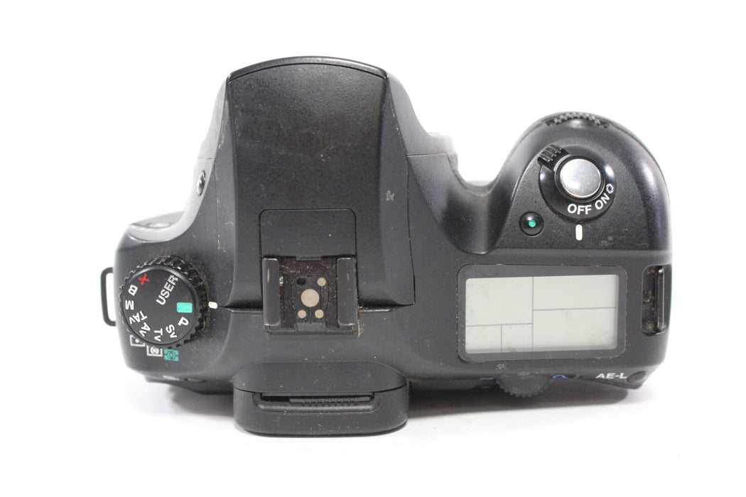 Pentax K10 D DSLR Camera with 18-55mm f/3.5-5.6 SMC Pentax-DA Lens with Shutter Count 6,783
