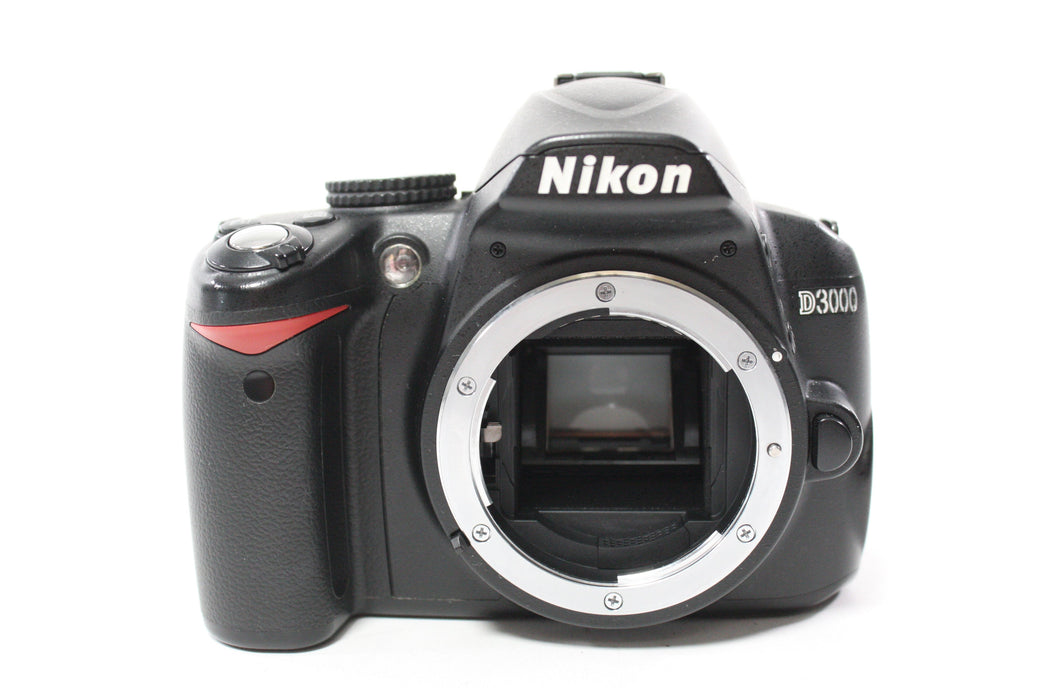 Nikon D3000 DSLR Camera with 18-55mm f/3.5-5.6 G VR AF-S DX Nikkor Lens with Shutter Count 20,253
