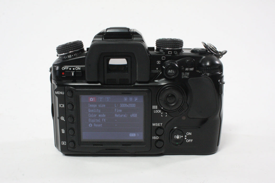 Konica Minolta Maxxum 7D with YC-7D Motion Drive