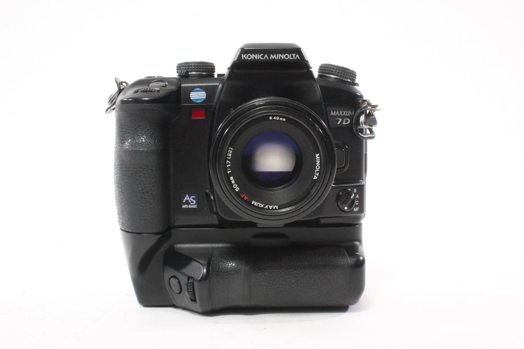 Konica Minolta Maxxum 7D with YC-7D Motion Drive