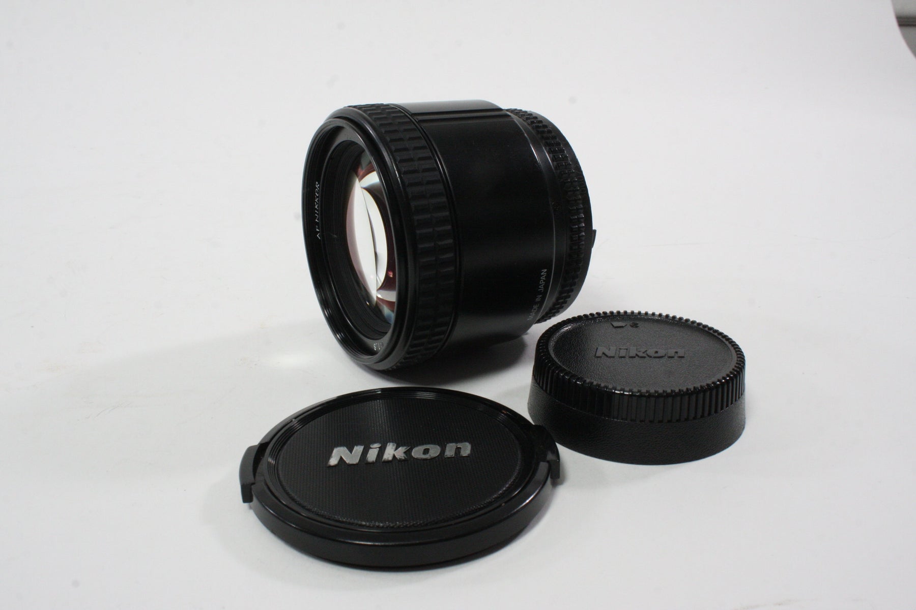 Nikon 85mm f/1.8 AF NIKKOR for Nikon F Mount