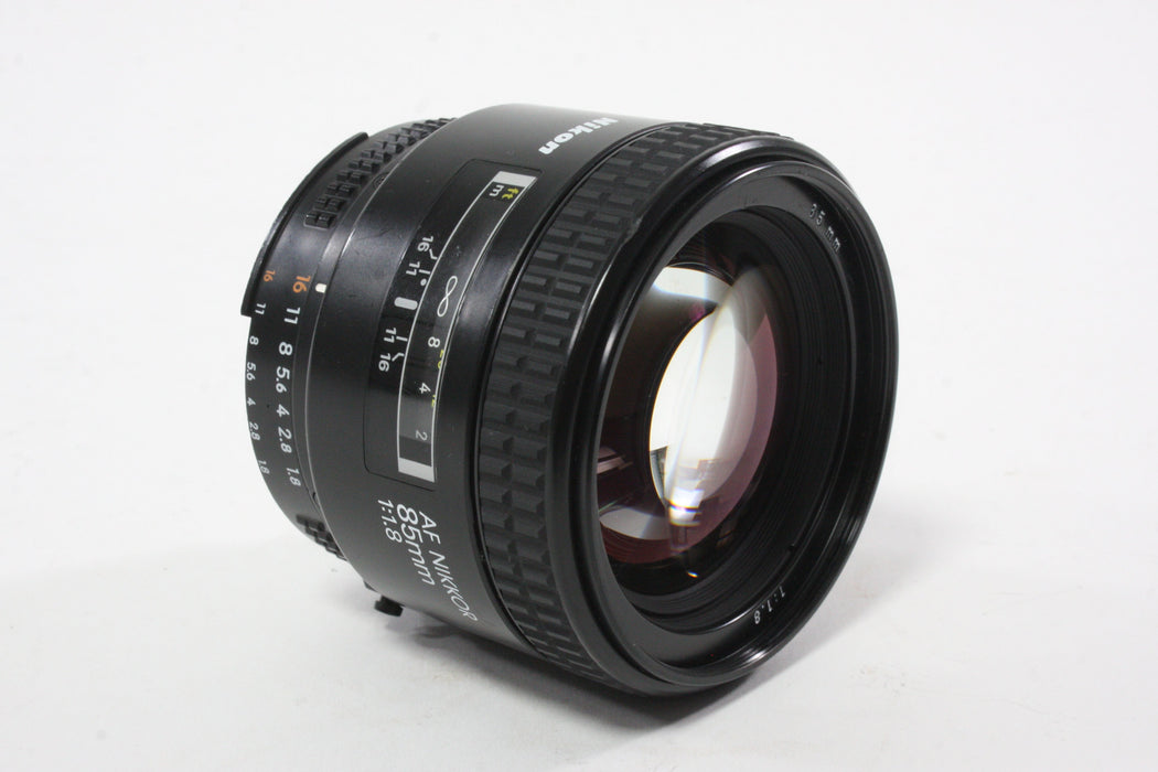 Nikon 85mm f/1.8 AF NIKKOR for Nikon F Mount