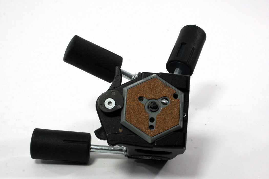 Manfrotto 3047 Three-Way-Pan Tilt Head