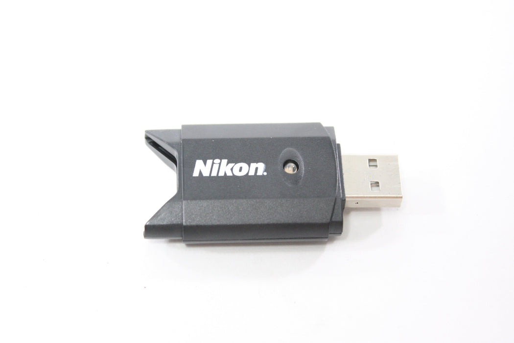 Nikon SD Card Reader