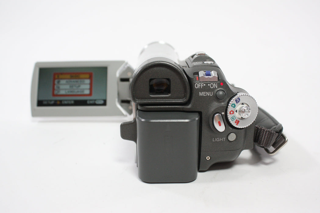 Panasonic PV-GS39 Mini DV Camcorder