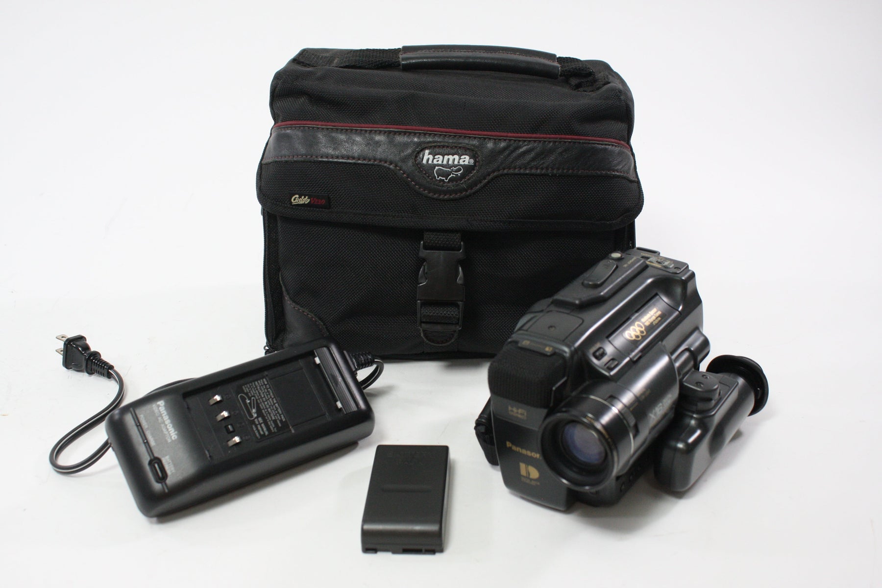 Panasonic Palmcorder S-VHS-C NV-S7EG Camcorder