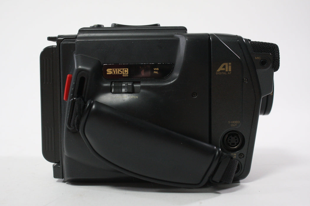 Panasonic Palmcorder S-VHS-C NV-S7EG Camcorder