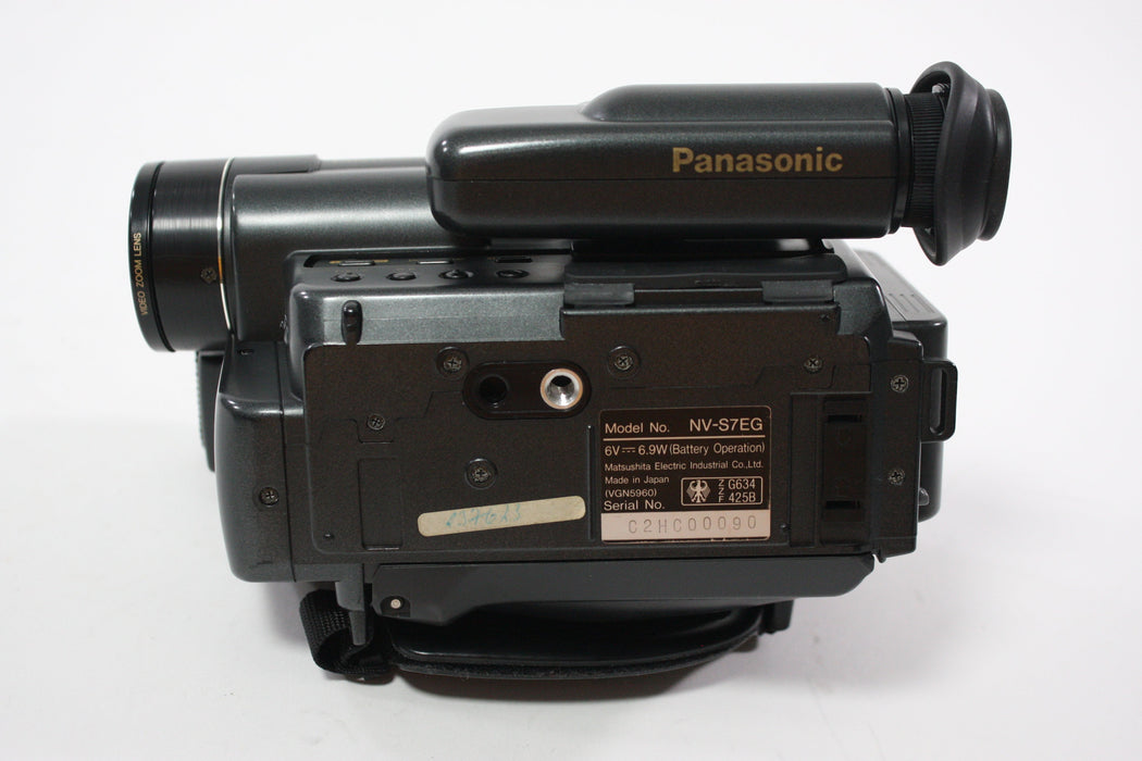 Panasonic Palmcorder S-VHS-C NV-S7EG Camcorder